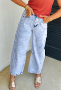 Light Washed Pull on Barrel Jeans