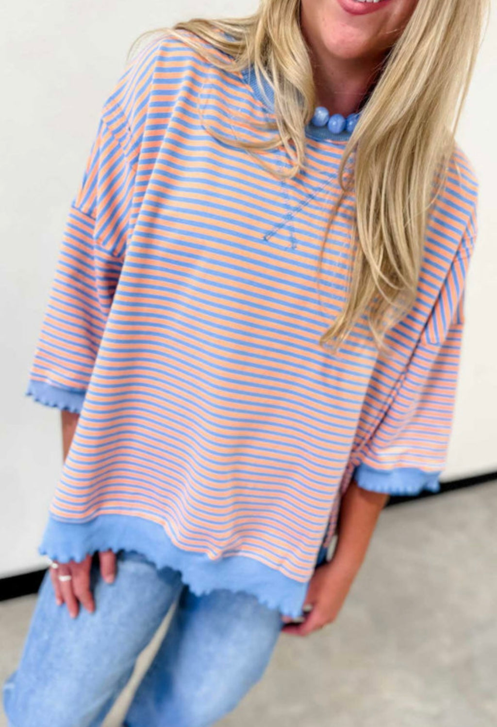 Colorblock Scalloped Loose Sleeve Top